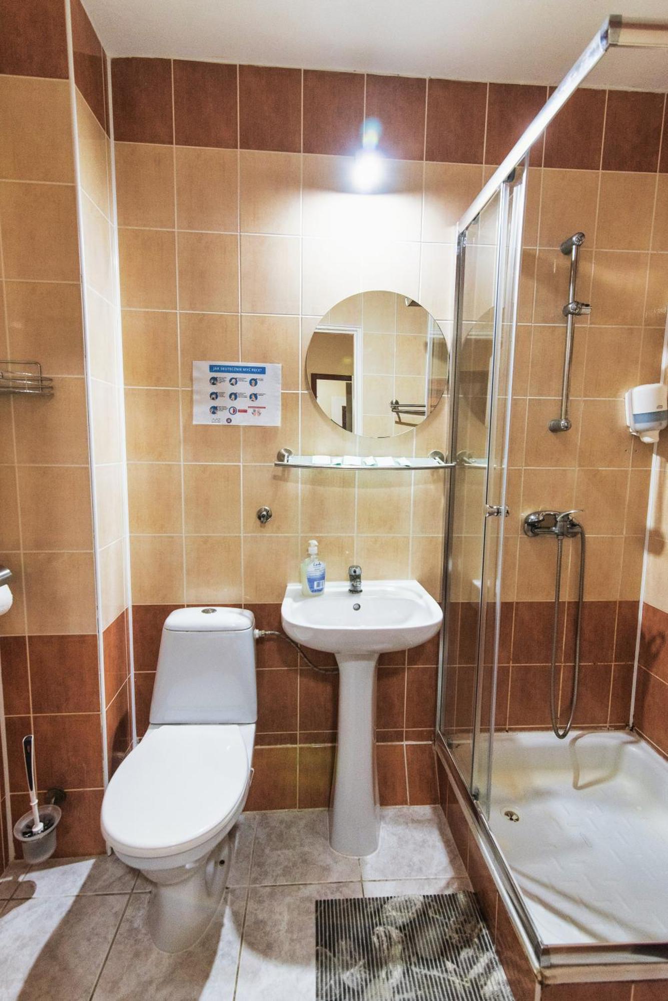 Ow Inter Piast Kalbornia - Z Wlasna Plaza Z Kapieliskiem I Przystania Dąbrówno Buitenkant foto