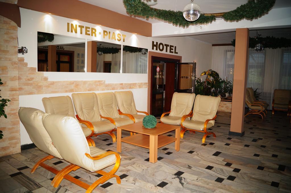 Ow Inter Piast Kalbornia - Z Wlasna Plaza Z Kapieliskiem I Przystania Dąbrówno Buitenkant foto